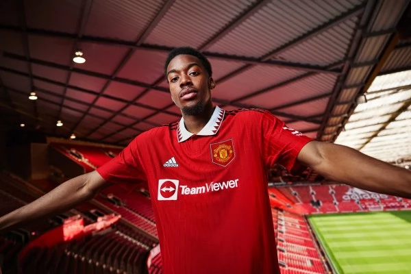 Manchester United Voetbaltenue Maguire 5 2022-2023 Thuisshirt